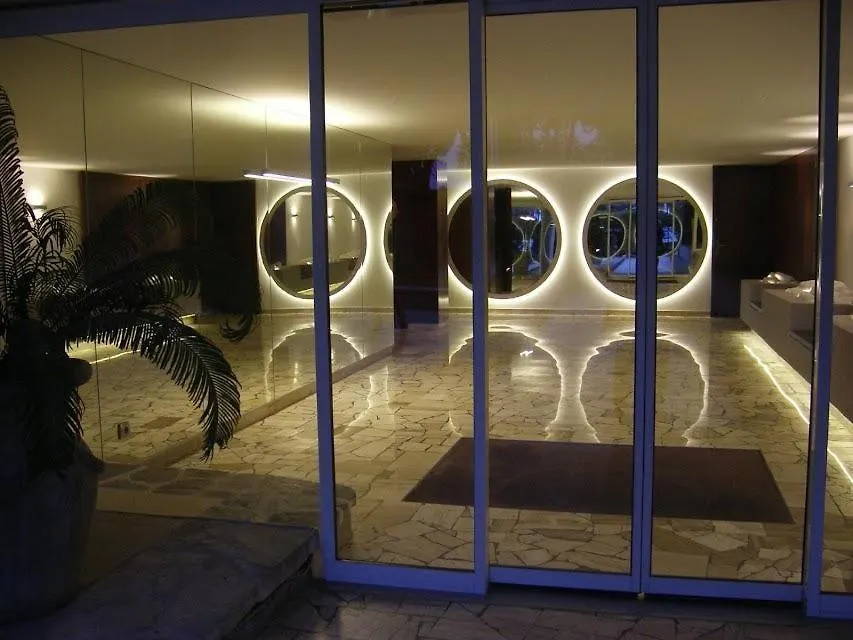 Karolina Properties - Appartement Commodore Croisette Cannes Apartment